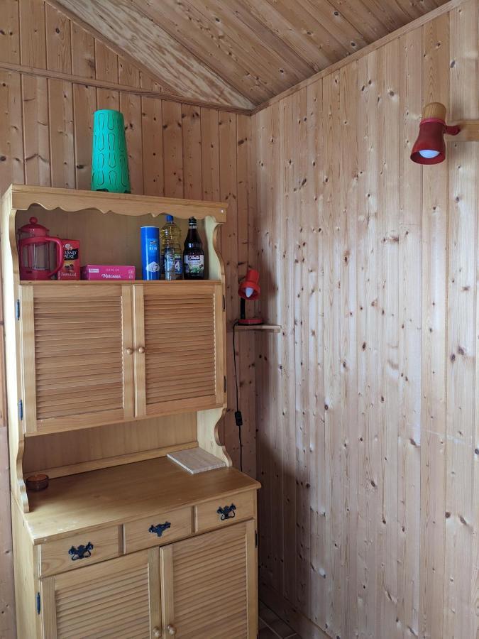 Au Petit Chalet D'Illiers Combray - Salle D'Eau Uniquement Екстер'єр фото