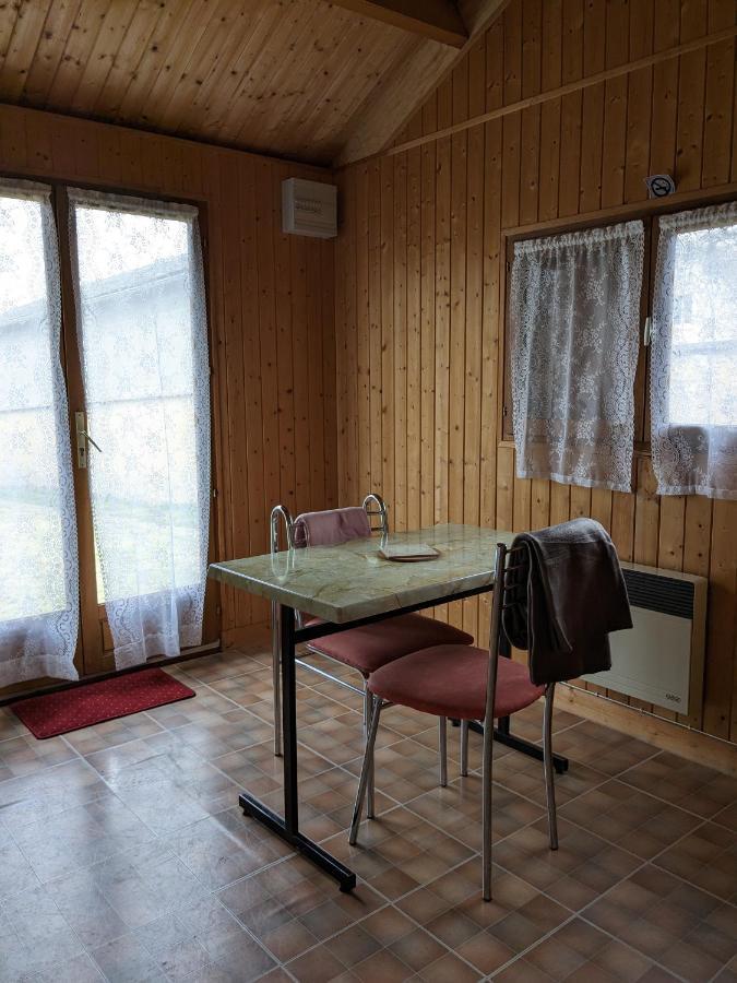 Au Petit Chalet D'Illiers Combray - Salle D'Eau Uniquement Екстер'єр фото