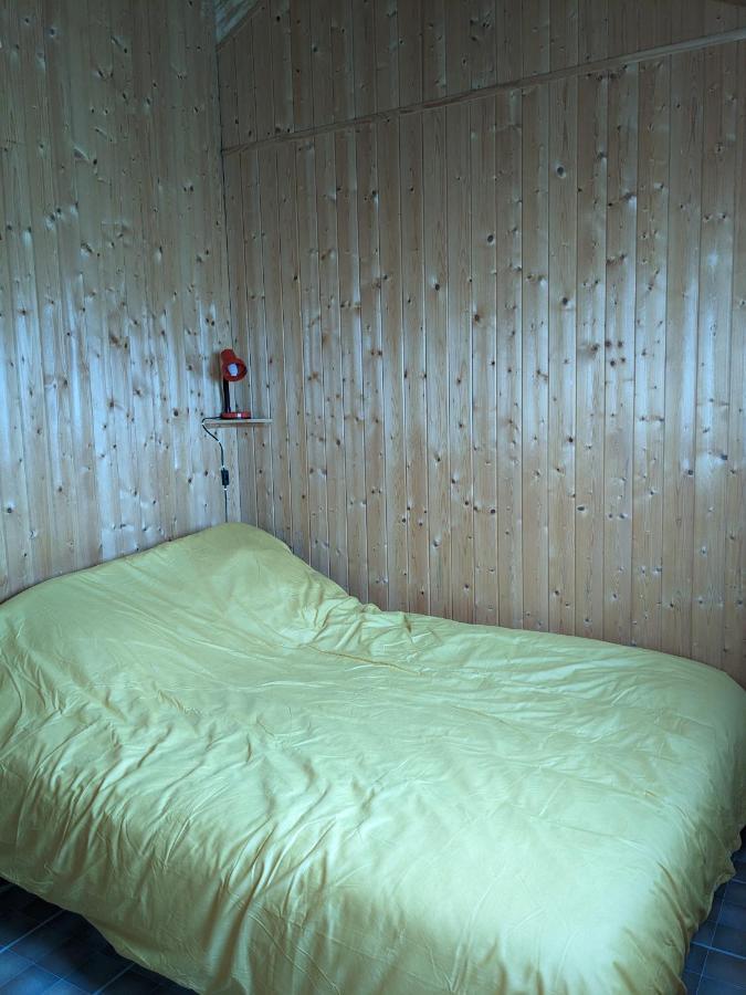Au Petit Chalet D'Illiers Combray - Salle D'Eau Uniquement Екстер'єр фото