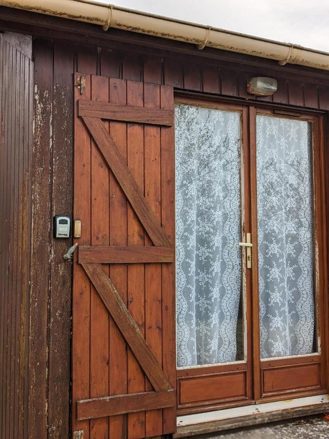 Au Petit Chalet D'Illiers Combray - Salle D'Eau Uniquement Екстер'єр фото